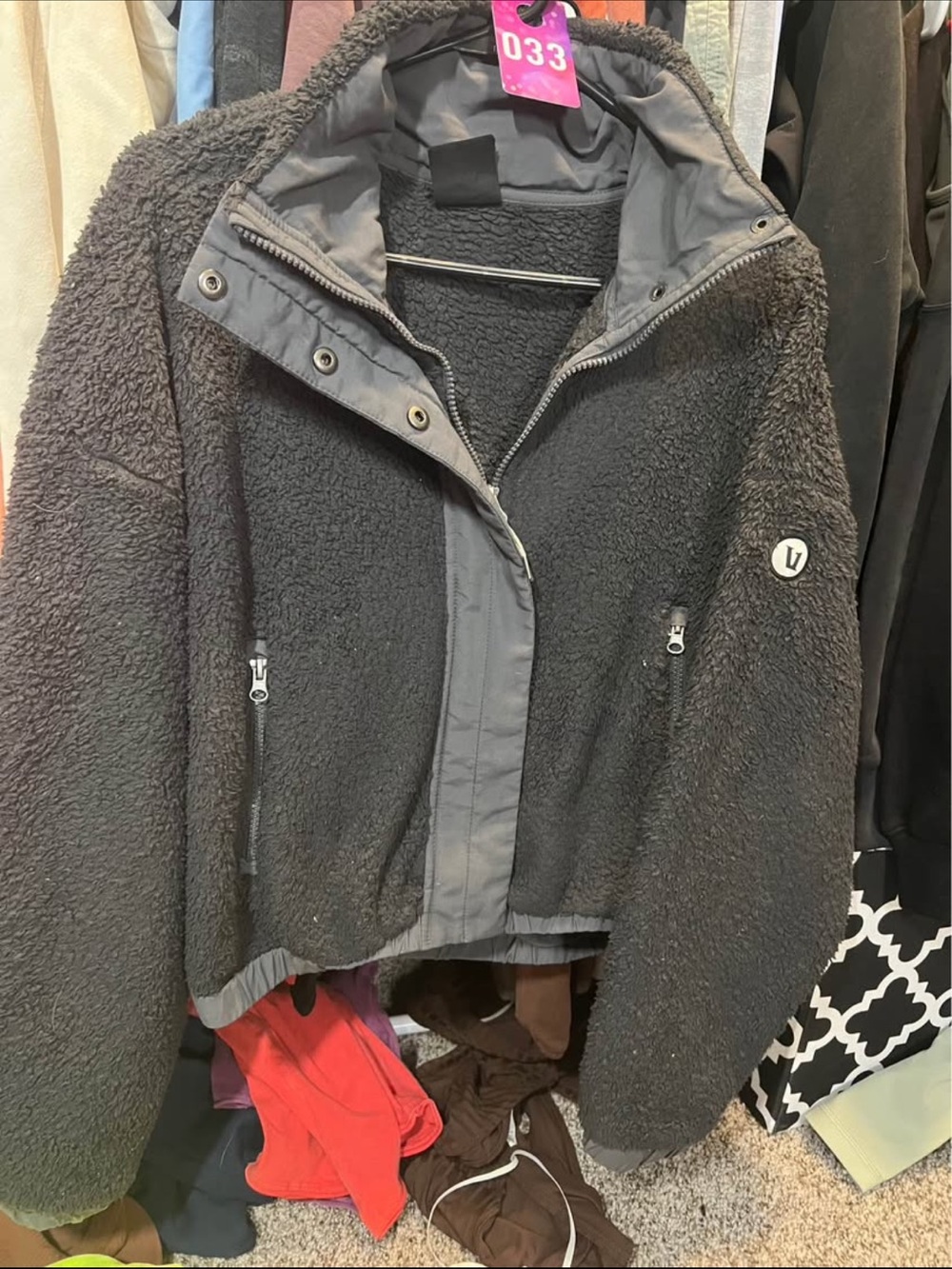 Vuori Women's Black Sherpa Fleece Jacket